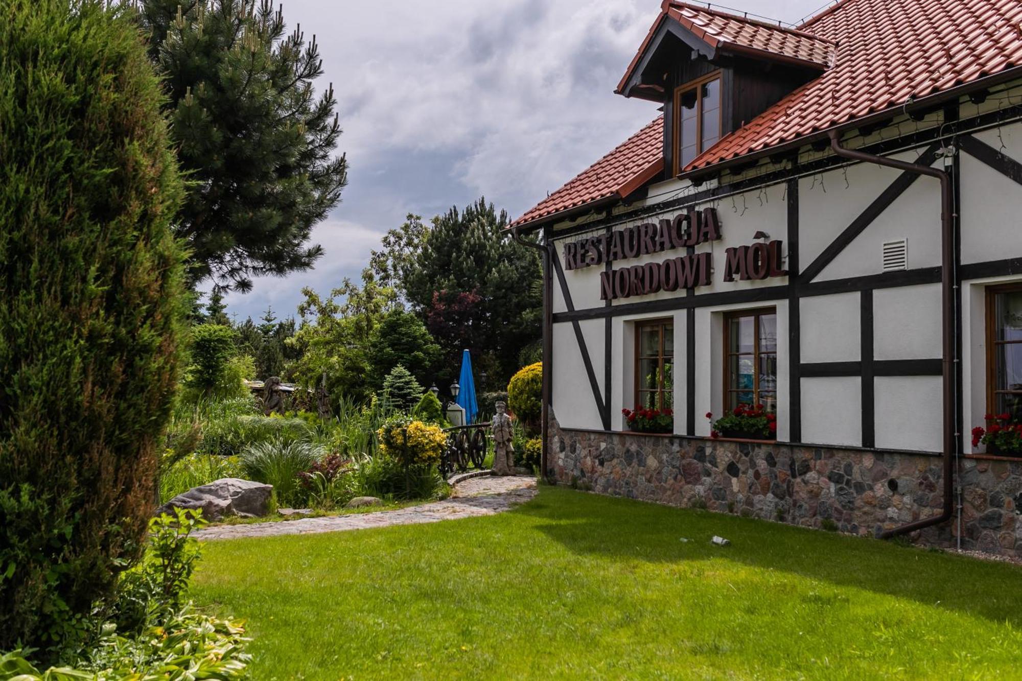 Bed and Breakfast Nordowi Dwor Celbowo Exterior foto